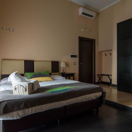 Hotel Plebiscito Aparthotel Napoli Dış mekan fotoğraf