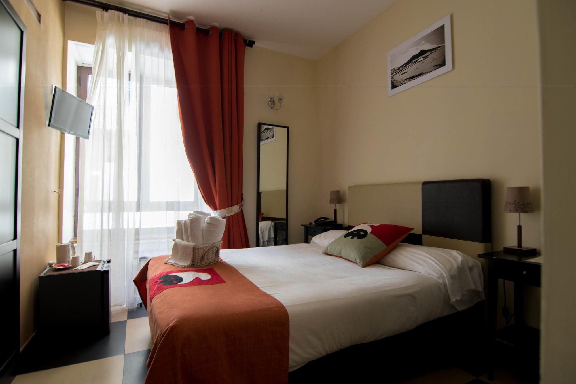 Hotel Plebiscito Aparthotel Napoli Dış mekan fotoğraf