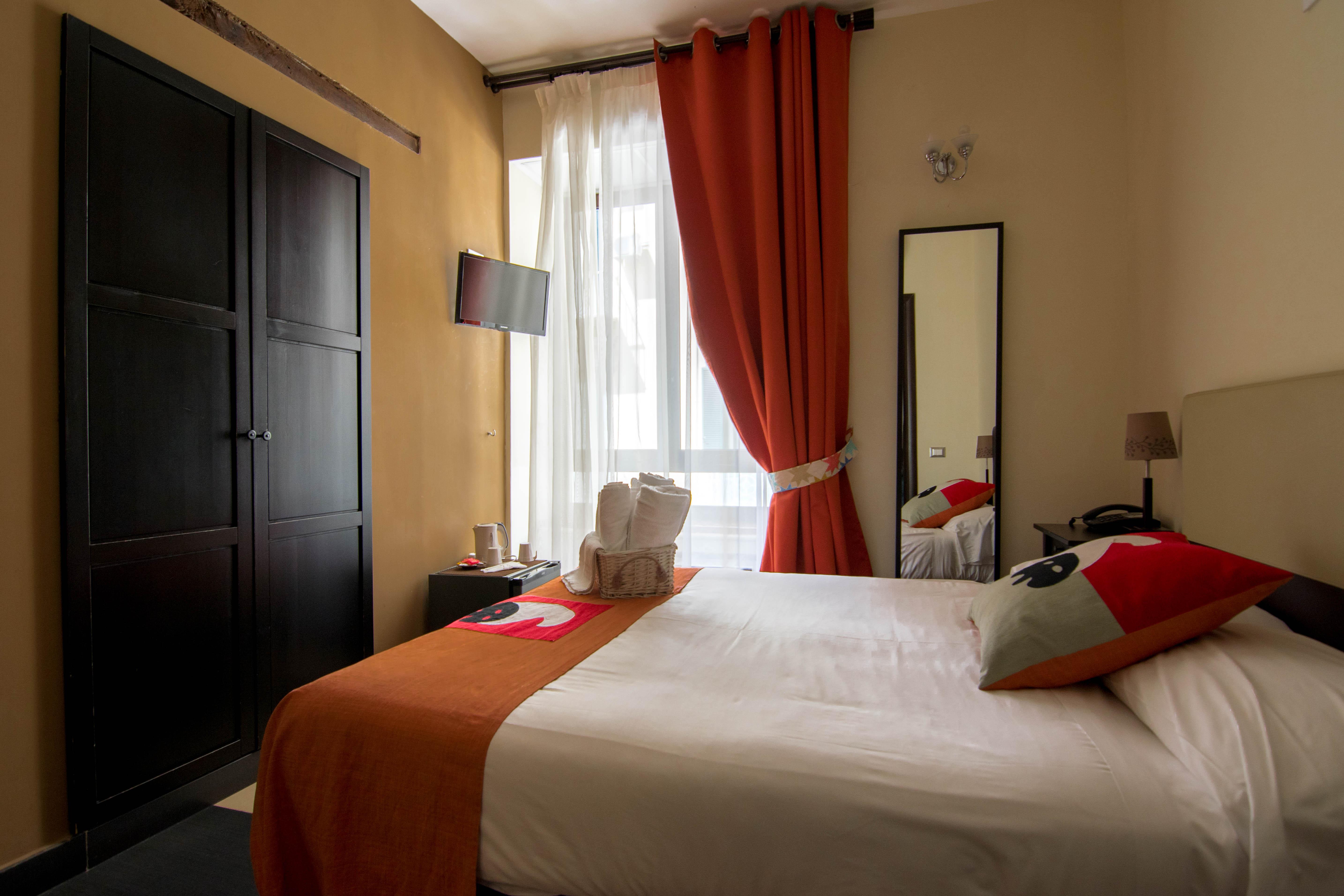 Hotel Plebiscito Aparthotel Napoli Dış mekan fotoğraf