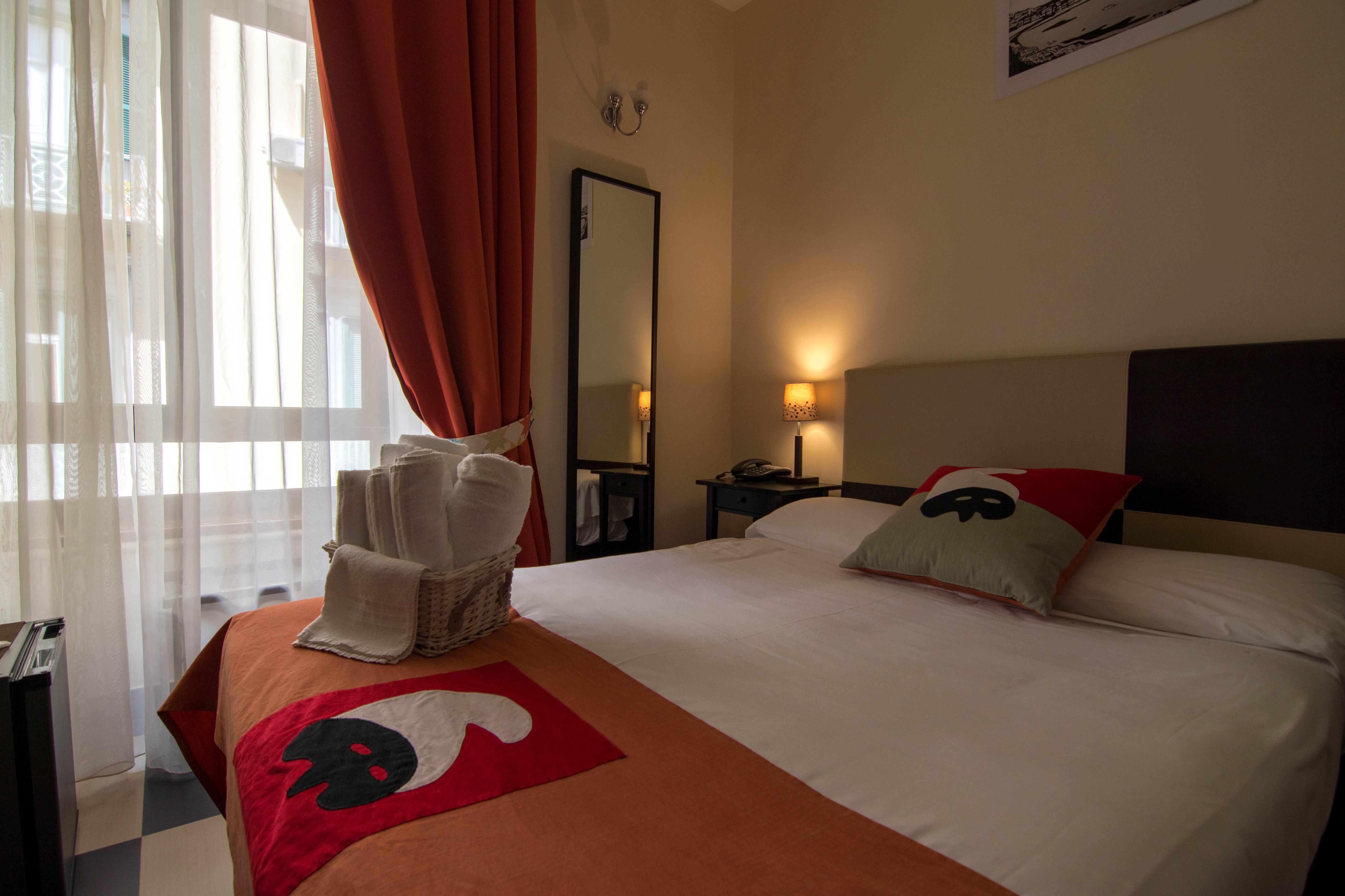 Hotel Plebiscito Aparthotel Napoli Dış mekan fotoğraf