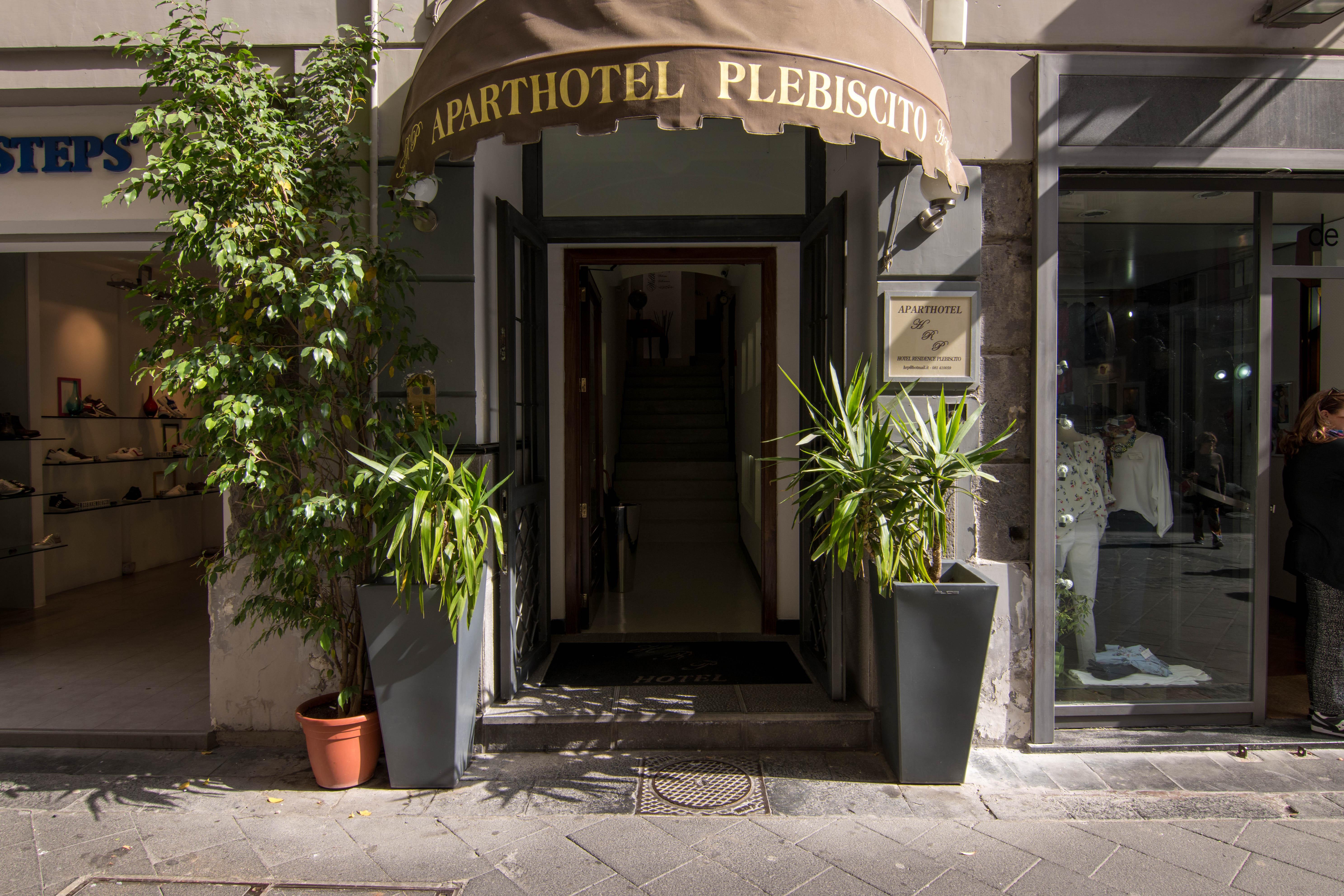 Hotel Plebiscito Aparthotel Napoli Dış mekan fotoğraf
