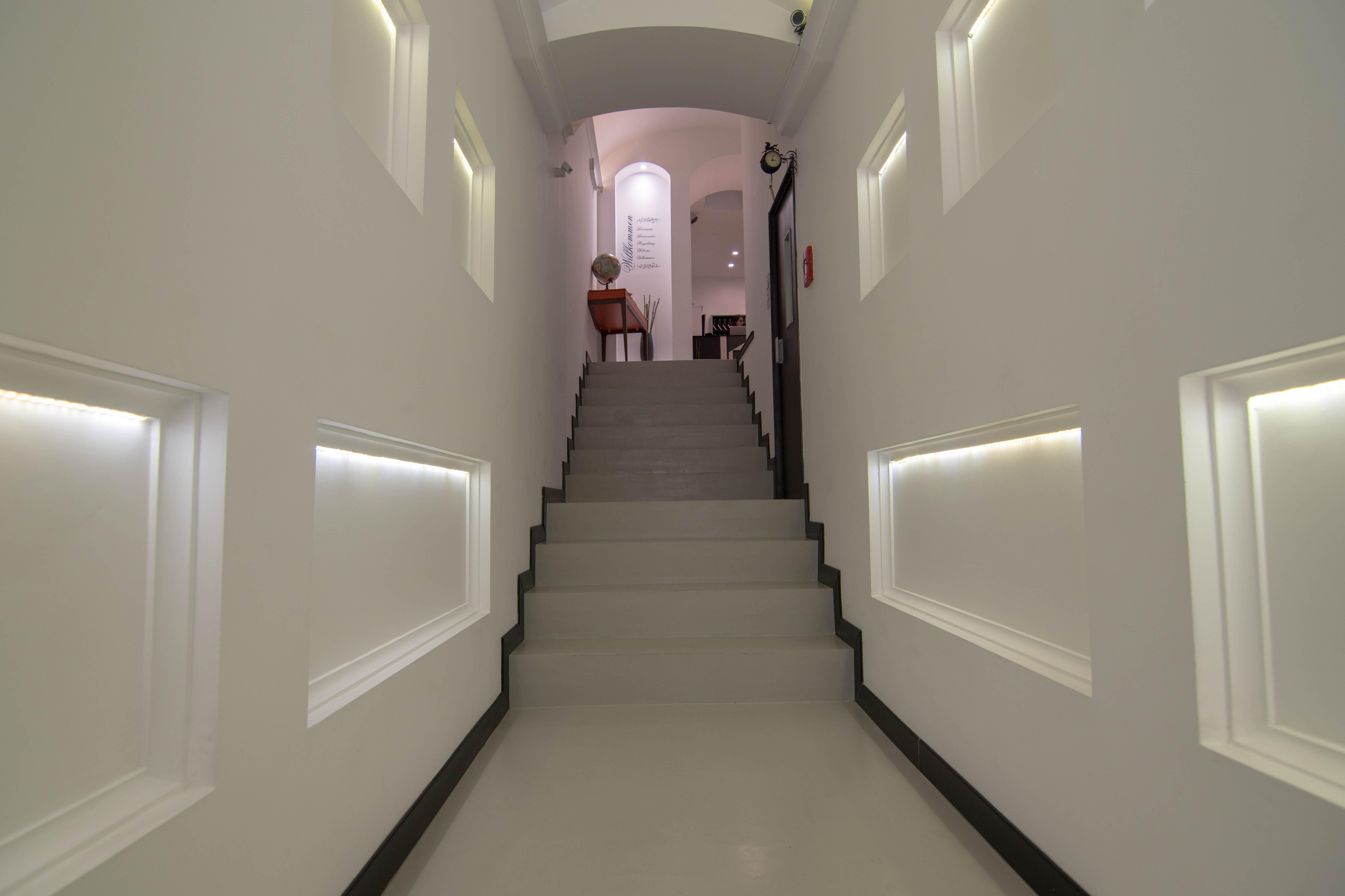 Hotel Plebiscito Aparthotel Napoli Dış mekan fotoğraf