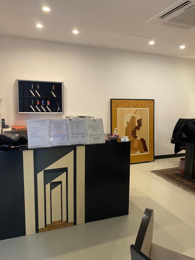 Hotel Plebiscito Aparthotel Napoli Dış mekan fotoğraf
