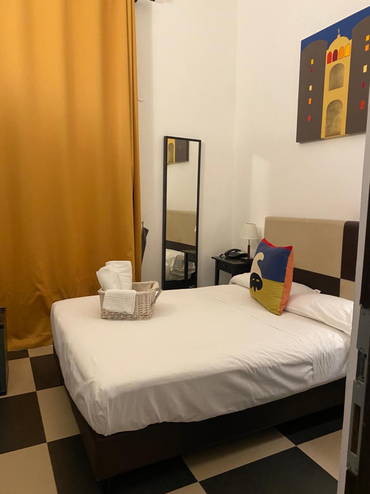 Hotel Plebiscito Aparthotel Napoli Dış mekan fotoğraf