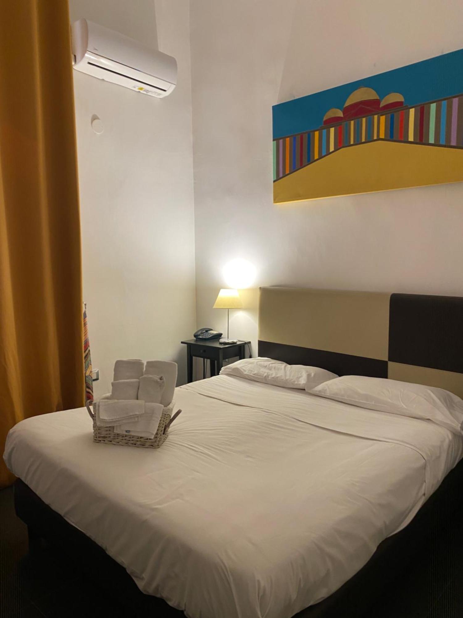 Hotel Plebiscito Aparthotel Napoli Dış mekan fotoğraf