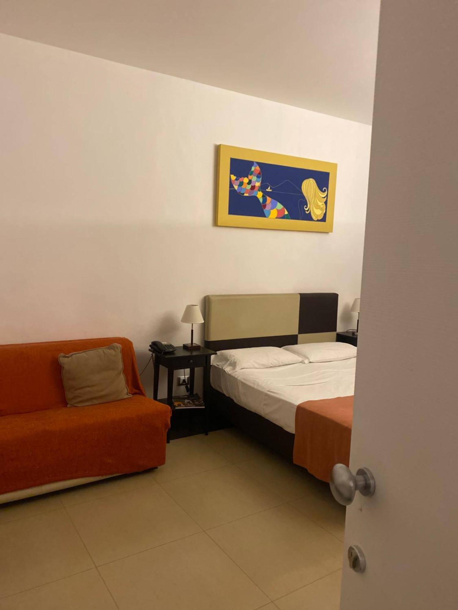 Hotel Plebiscito Aparthotel Napoli Dış mekan fotoğraf