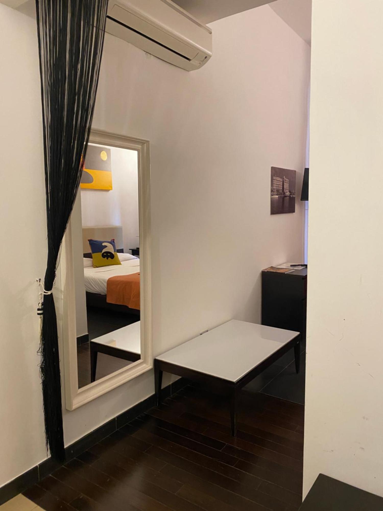 Hotel Plebiscito Aparthotel Napoli Dış mekan fotoğraf