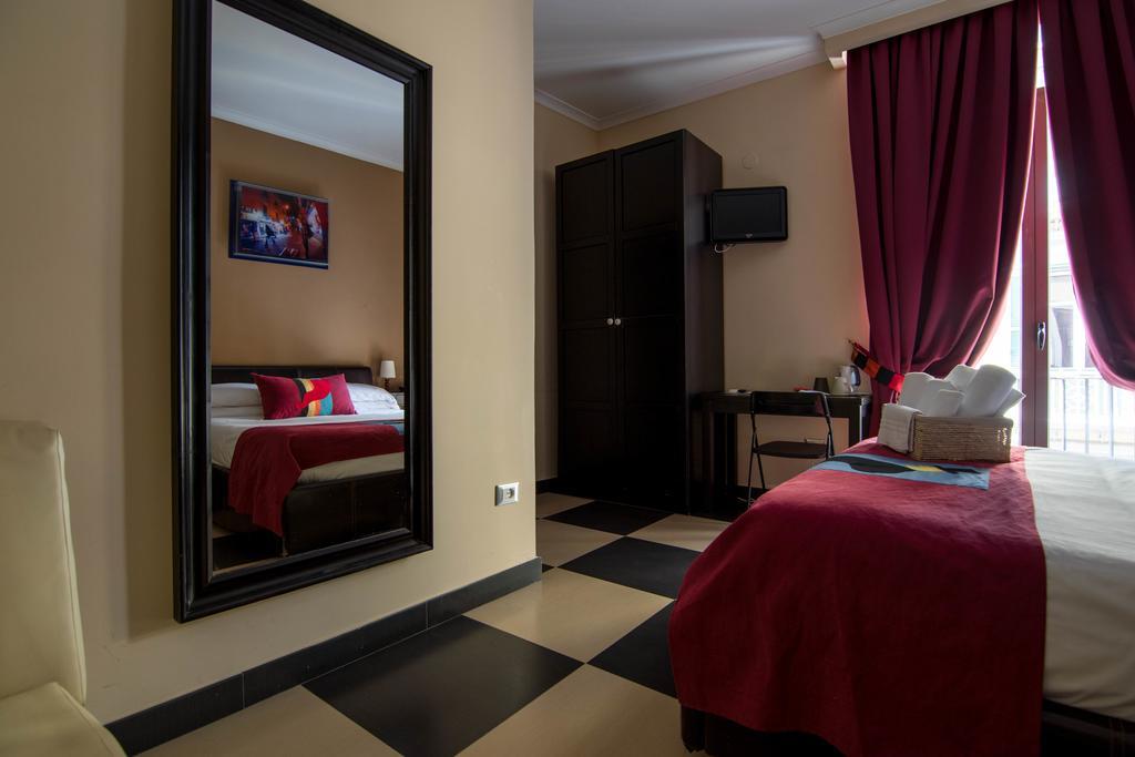 Hotel Plebiscito Aparthotel Napoli Dış mekan fotoğraf