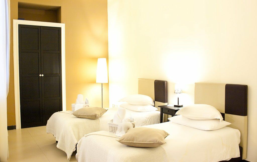 Hotel Plebiscito Aparthotel Napoli Dış mekan fotoğraf